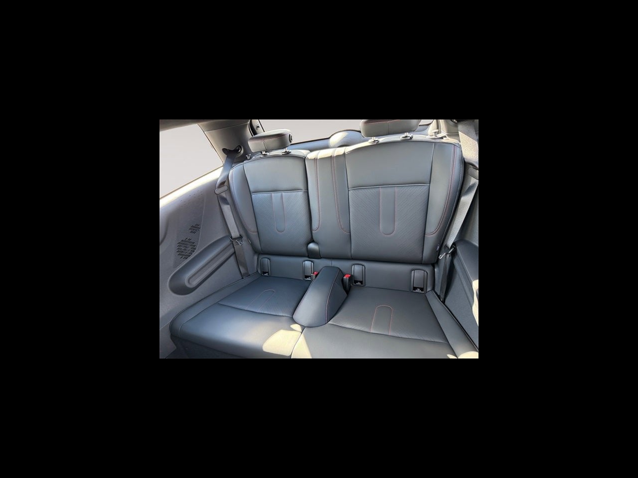 2026 MINI 2 DOOR ICONIC