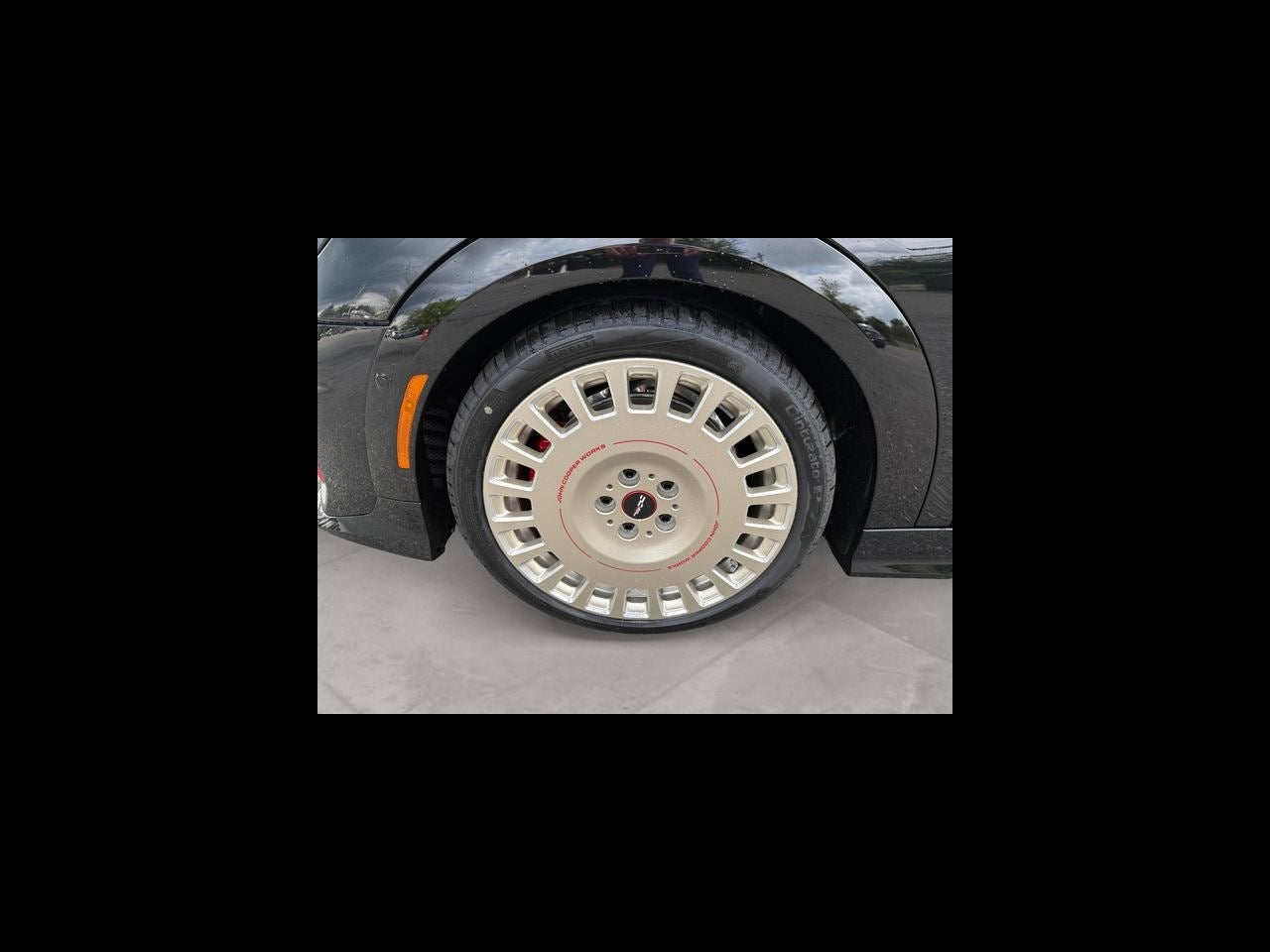 2027 MINI 2 DOOR ICONIC