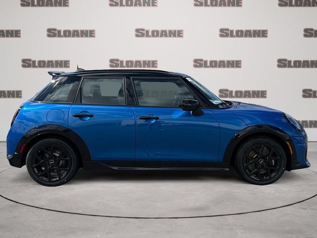 2026 MINI 4 DOOR ICONIC