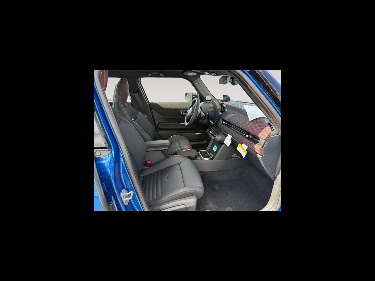 2026 MINI 4 DOOR ICONIC