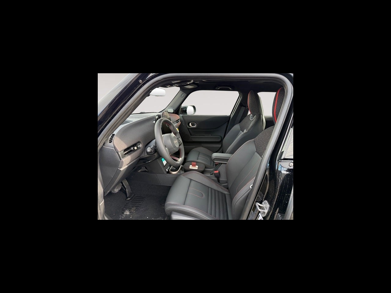 2026 MINI 4 DOOR ICONIC