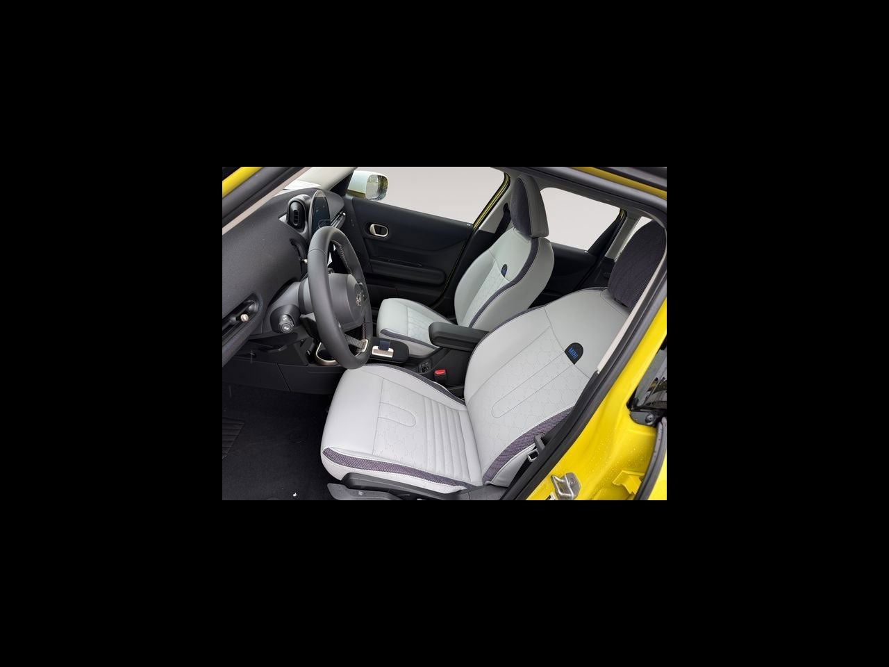 2027 MINI 4 DOOR SIGNATURE PLUS