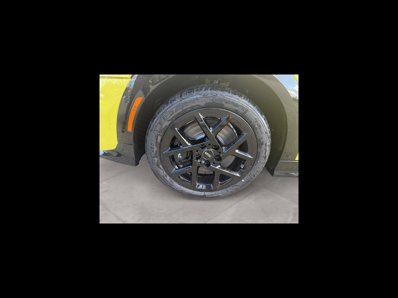 2026 MINI 4 DOOR ICONIC