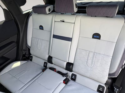 2026 MINI COUNTRYMAN OXFORD EDITION