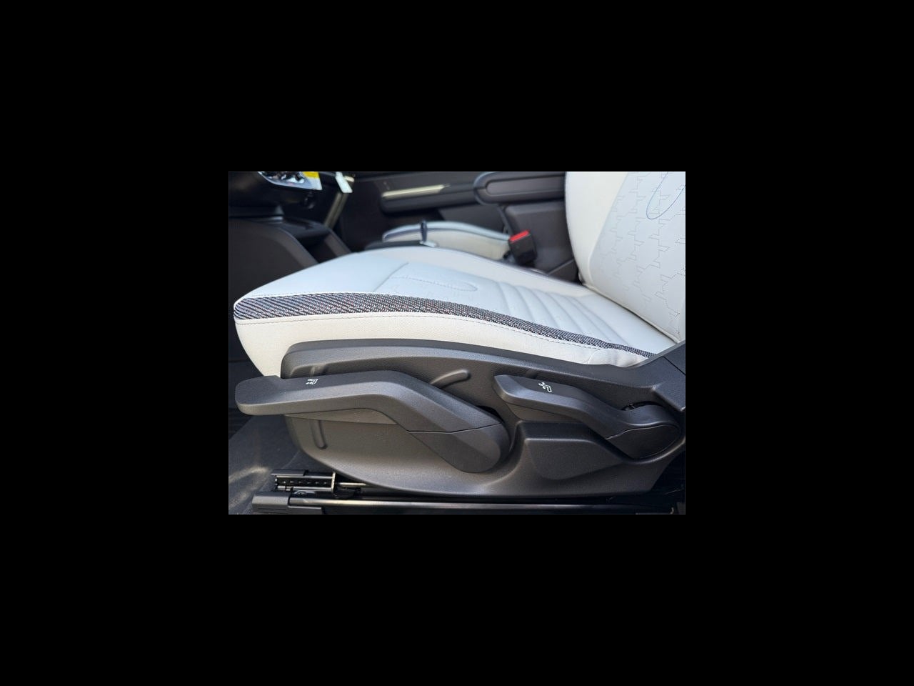 2026 MINI COUNTRYMAN OXFORD EDITION