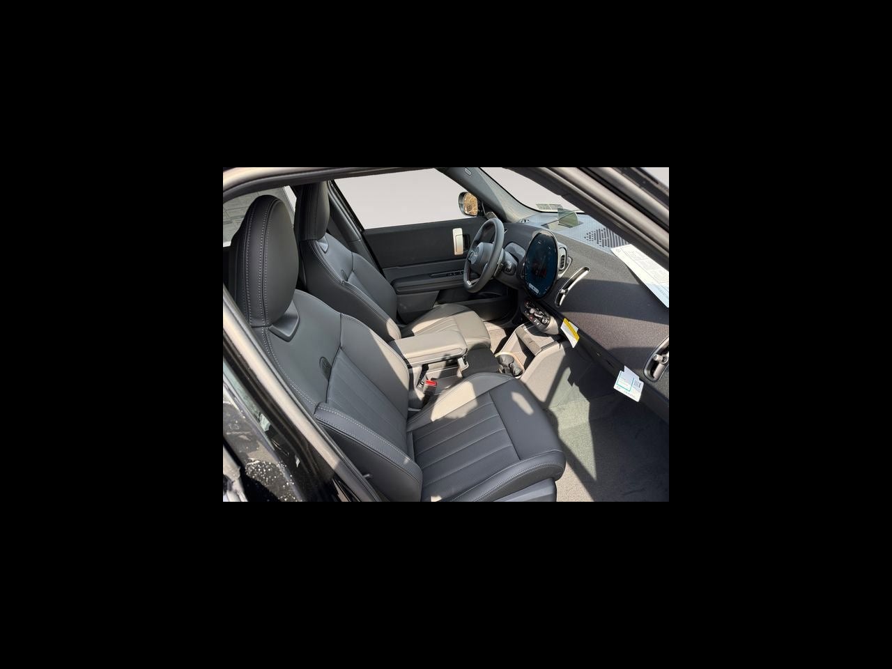 2026 MINI COUNTRYMAN ICONIC