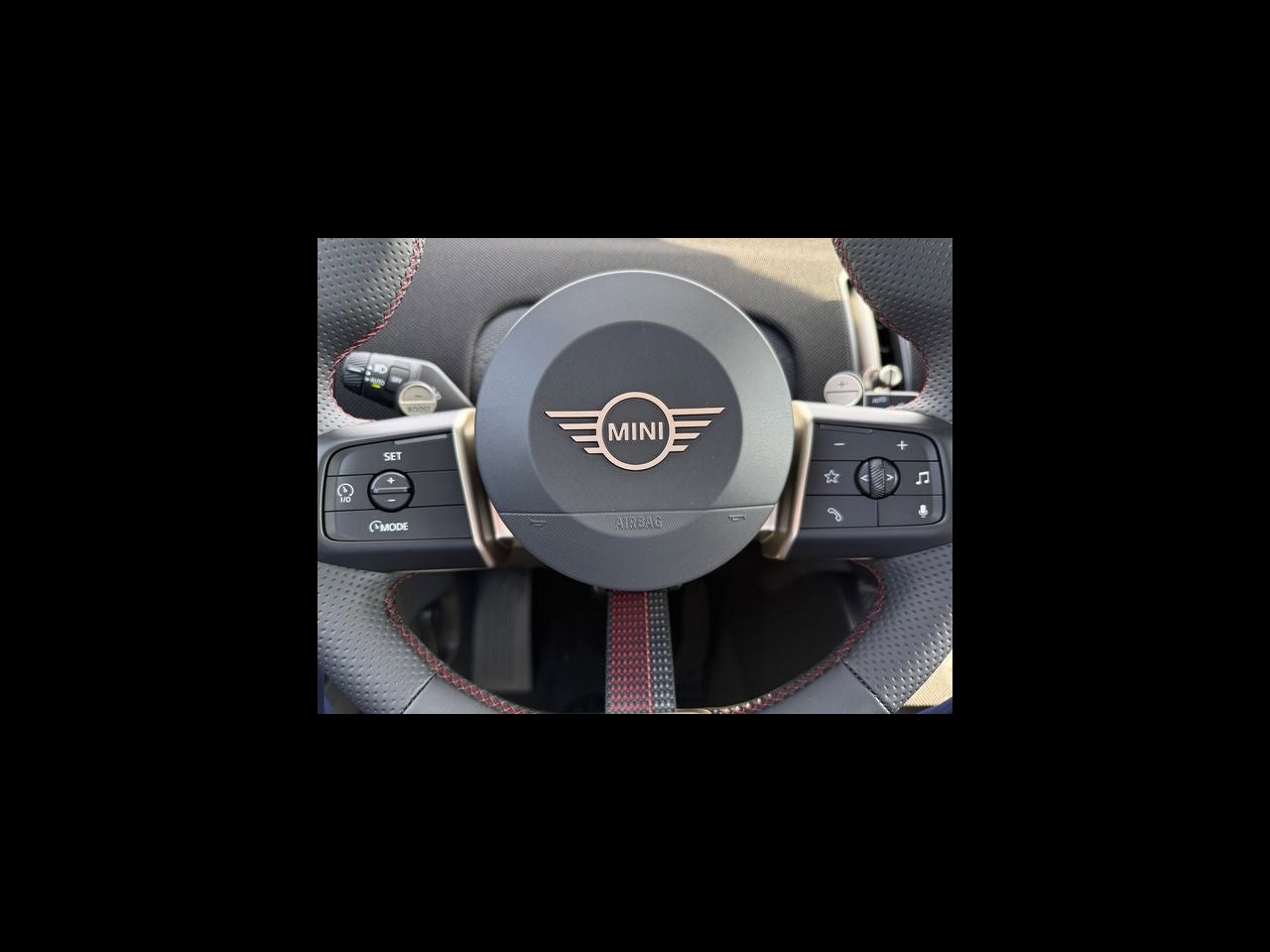 2026 MINI COUNTRYMAN ICONIC