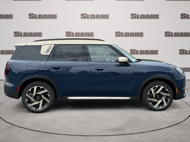 2027 MINI COUNTRYMAN ICONIC