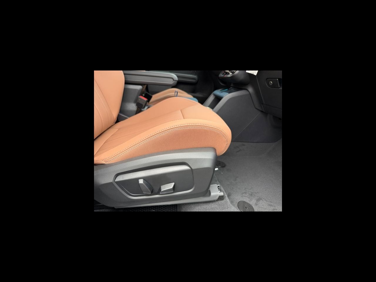 2027 MINI COUNTRYMAN ICONIC