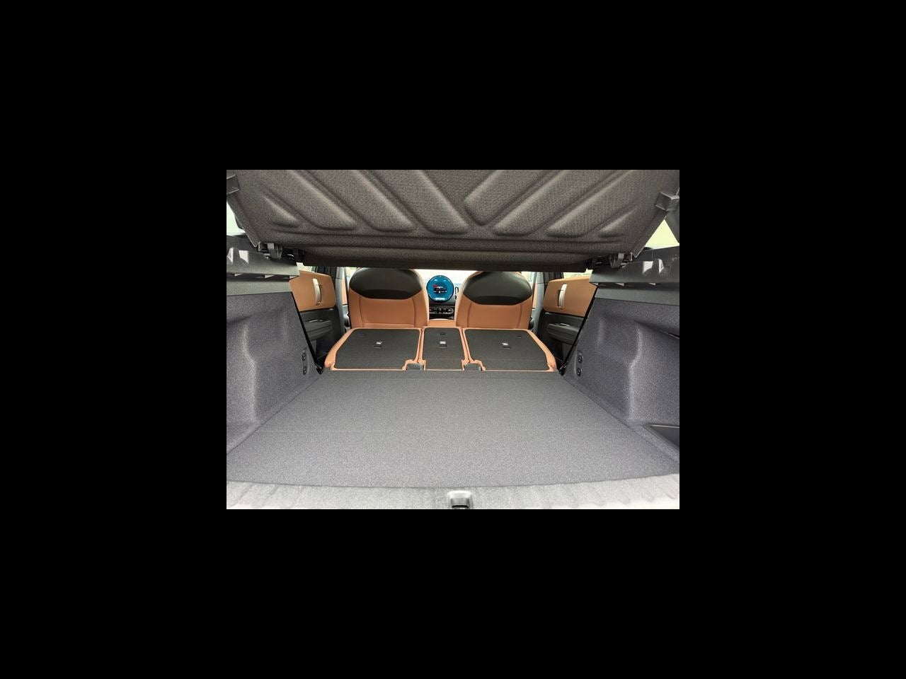 2027 MINI COUNTRYMAN ICONIC