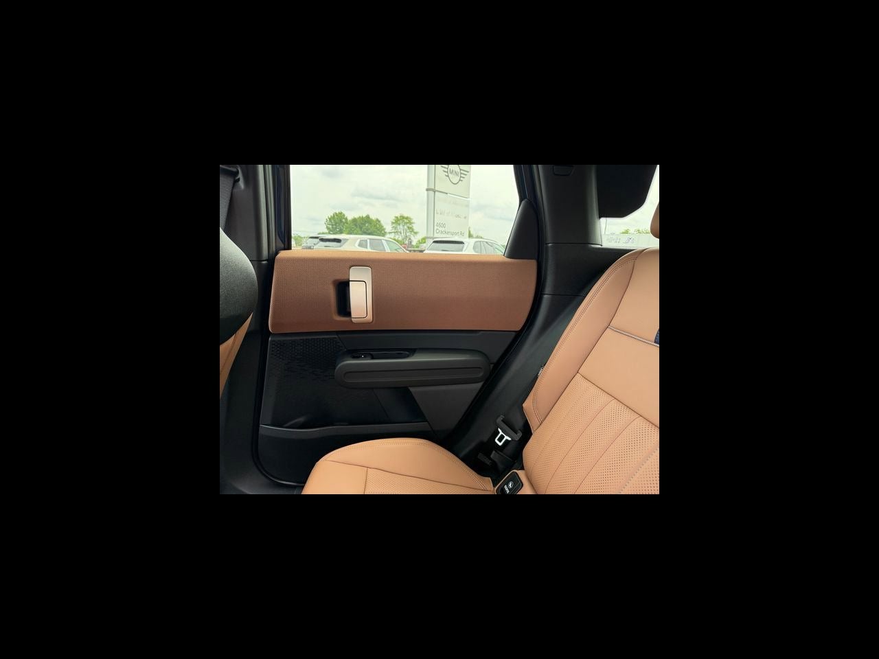 2027 MINI COUNTRYMAN ICONIC