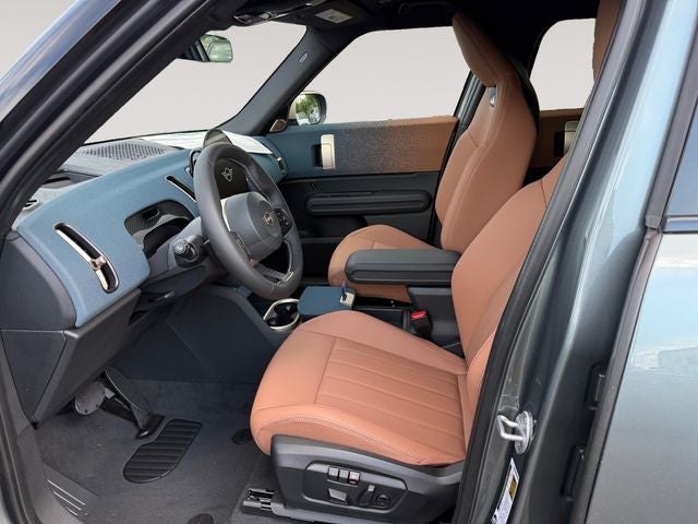 2027 MINI COUNTRYMAN ICONIC