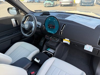 2027 MINI COUNTRYMAN ICONIC