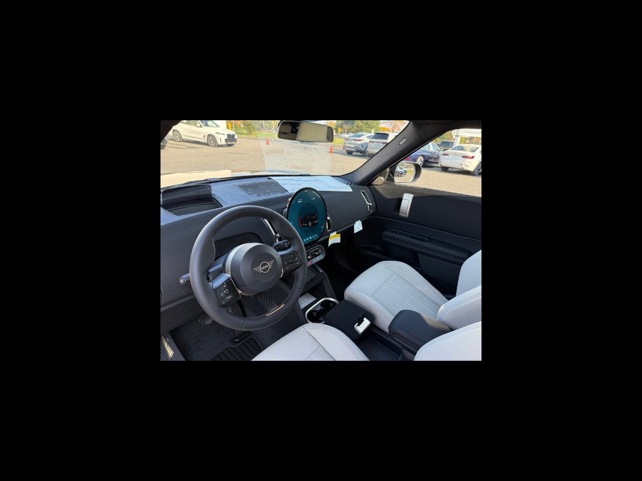 2027 MINI COUNTRYMAN ICONIC