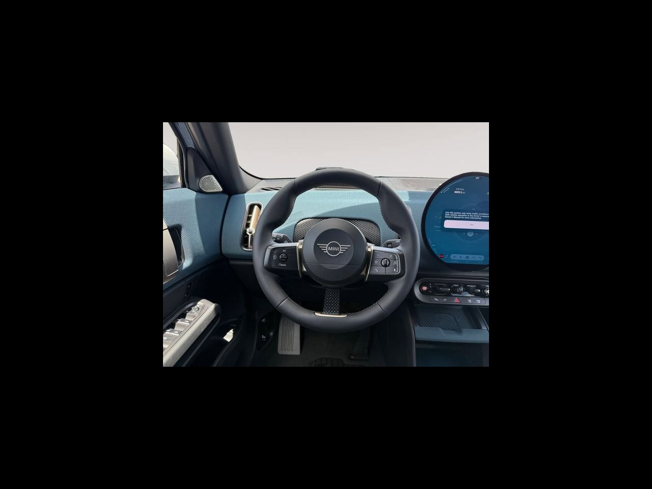 2027 MINI COUNTRYMAN ICONIC