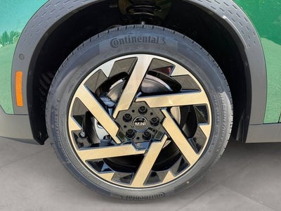 2027 MINI COUNTRYMAN ICONIC