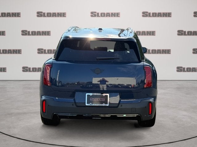 2027 MINI COUNTRYMAN ICONIC