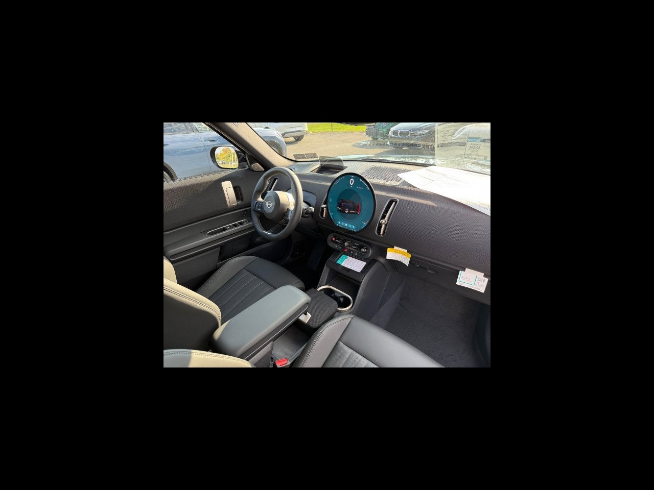 2027 MINI COUNTRYMAN ICONIC