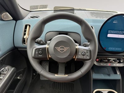 2027 MINI COUNTRYMAN ICONIC