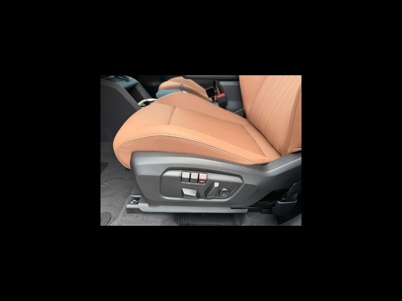 2027 MINI COUNTRYMAN ICONIC