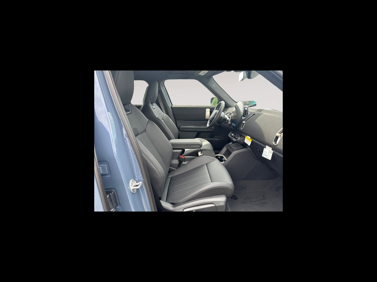 2027 MINI COUNTRYMAN ICONIC