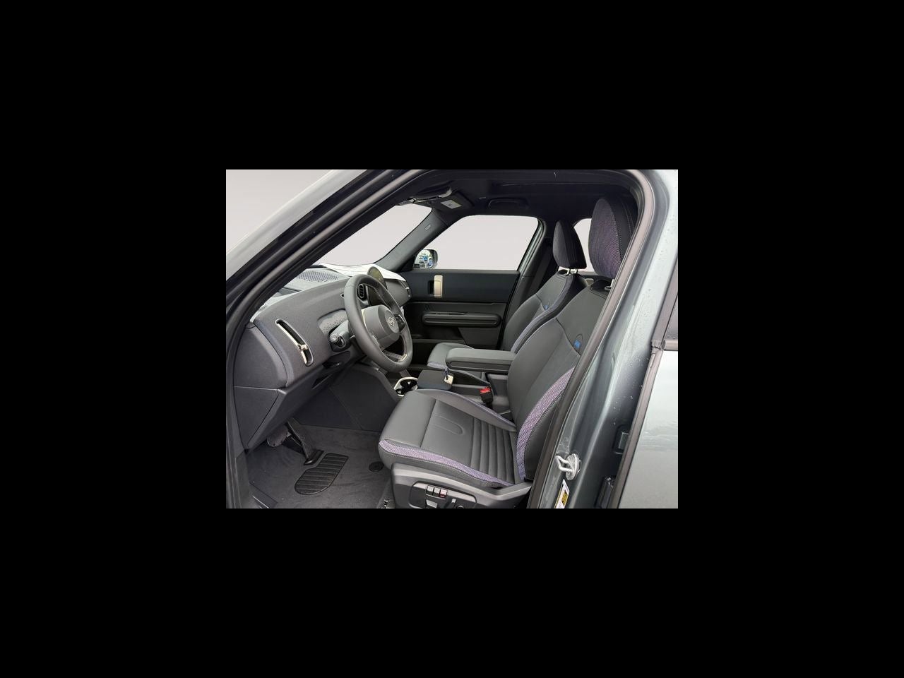 2027 MINI COUNTRYMAN SIGNATURE PLUS