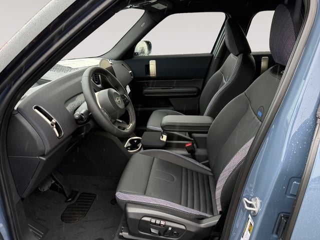 2027 MINI COUNTRYMAN SIGNATURE PLUS