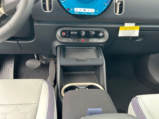 2026 MINI COUNTRYMAN OXFORD EDITION