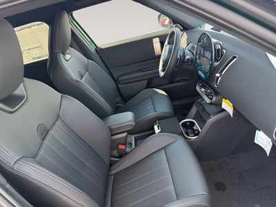 2027 MINI COUNTRYMAN ICONIC