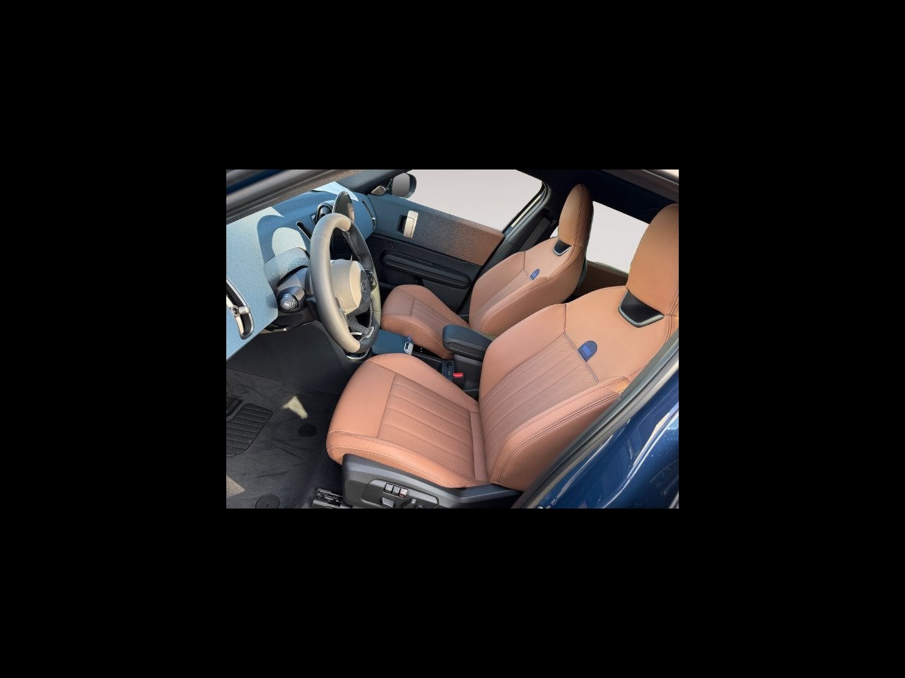 2027 MINI COUNTRYMAN ICONIC
