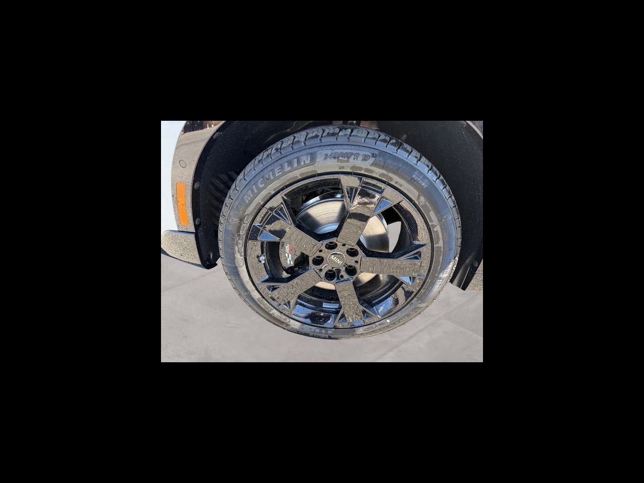 2026 MINI COUNTRYMAN ICONIC