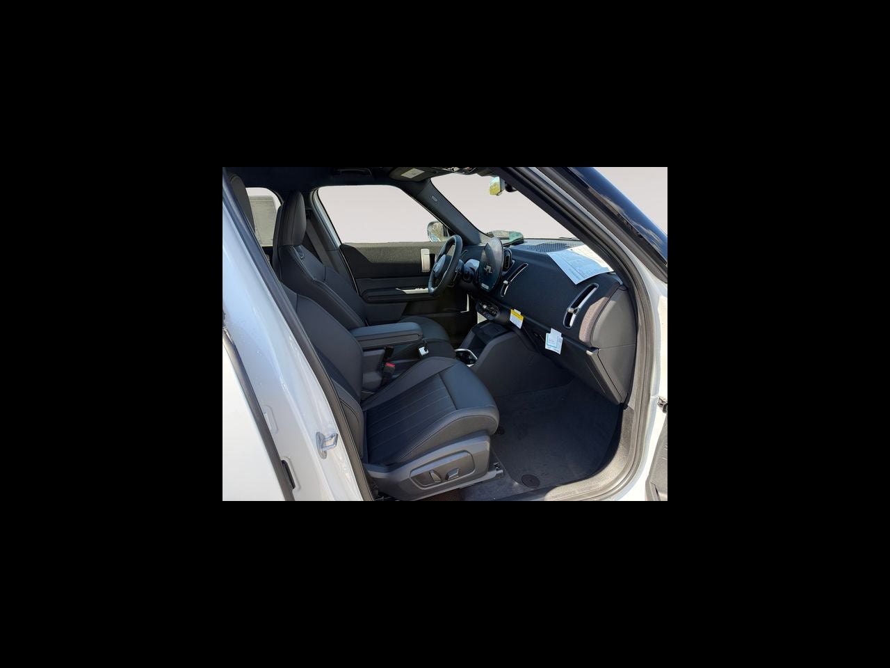 2026 MINI COUNTRYMAN ICONIC