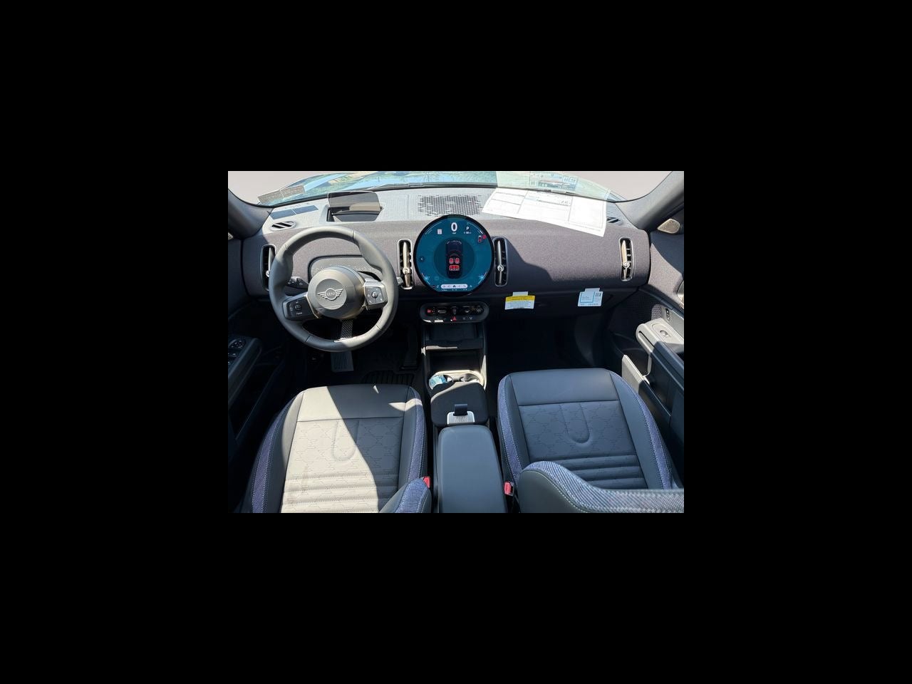 2027 MINI COUNTRYMAN SIGNATURE PLUS