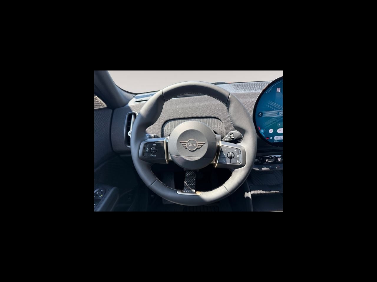 2027 MINI COUNTRYMAN SIGNATURE PLUS
