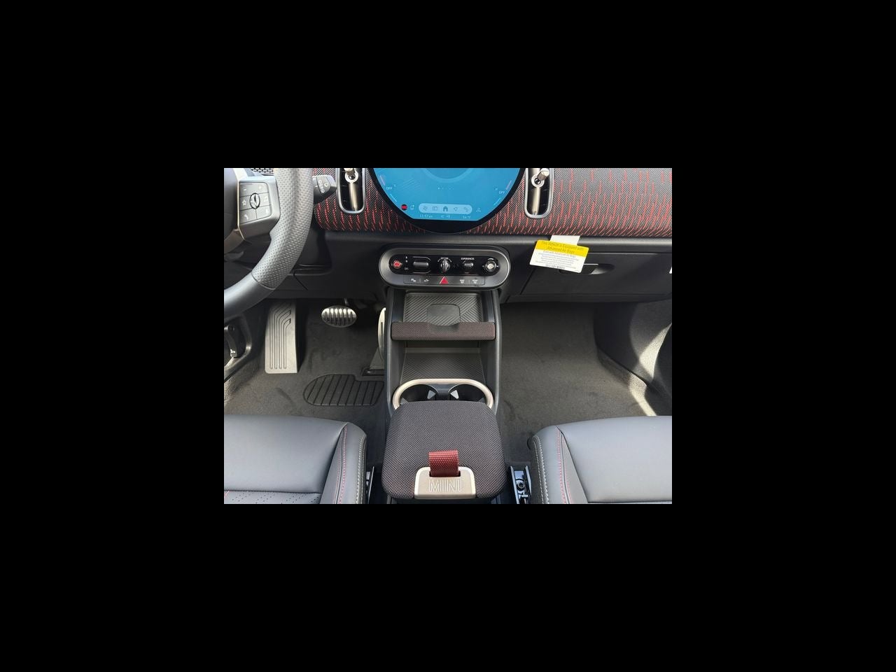 2027 MINI COUNTRYMAN ICONIC